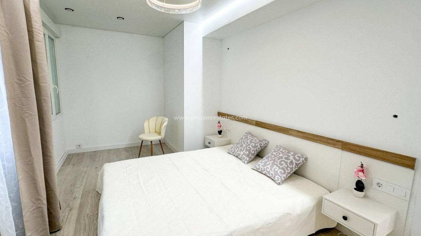 Reventa - Apartamento - Torrevieja - Acequion