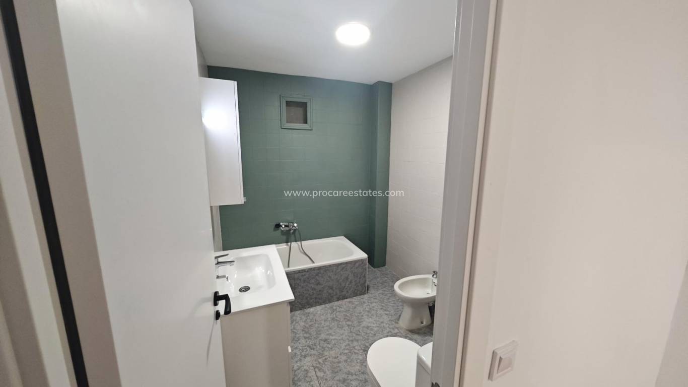 Reventa - Apartamento - Torrevieja - Acequion
