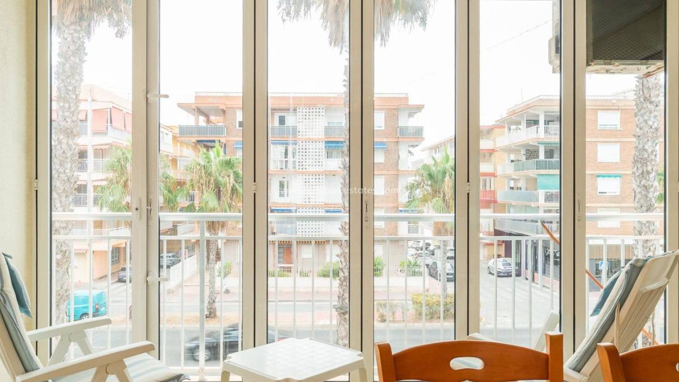 Reventa - Apartamento - Torrevieja - Acequion