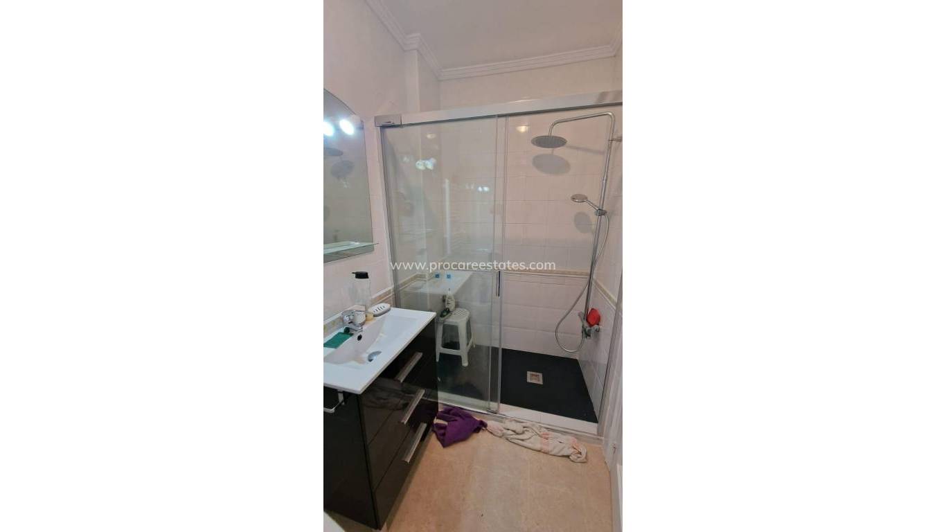 Reventa - Apartamento - Torrevieja - Aguas Nuevas