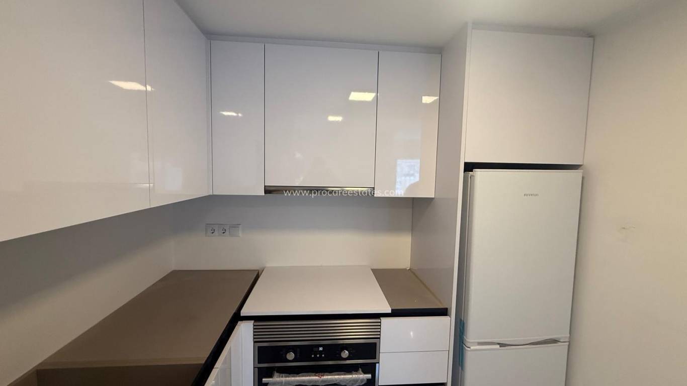 Reventa - Apartamento - Torrevieja - Aguas Nuevas