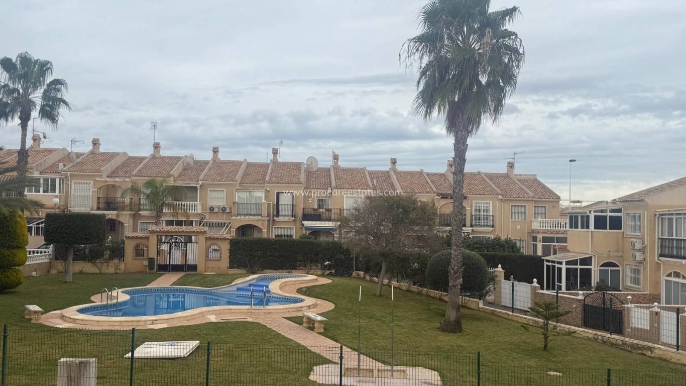 Reventa - Apartamento - Torrevieja - Aguas Nuevas