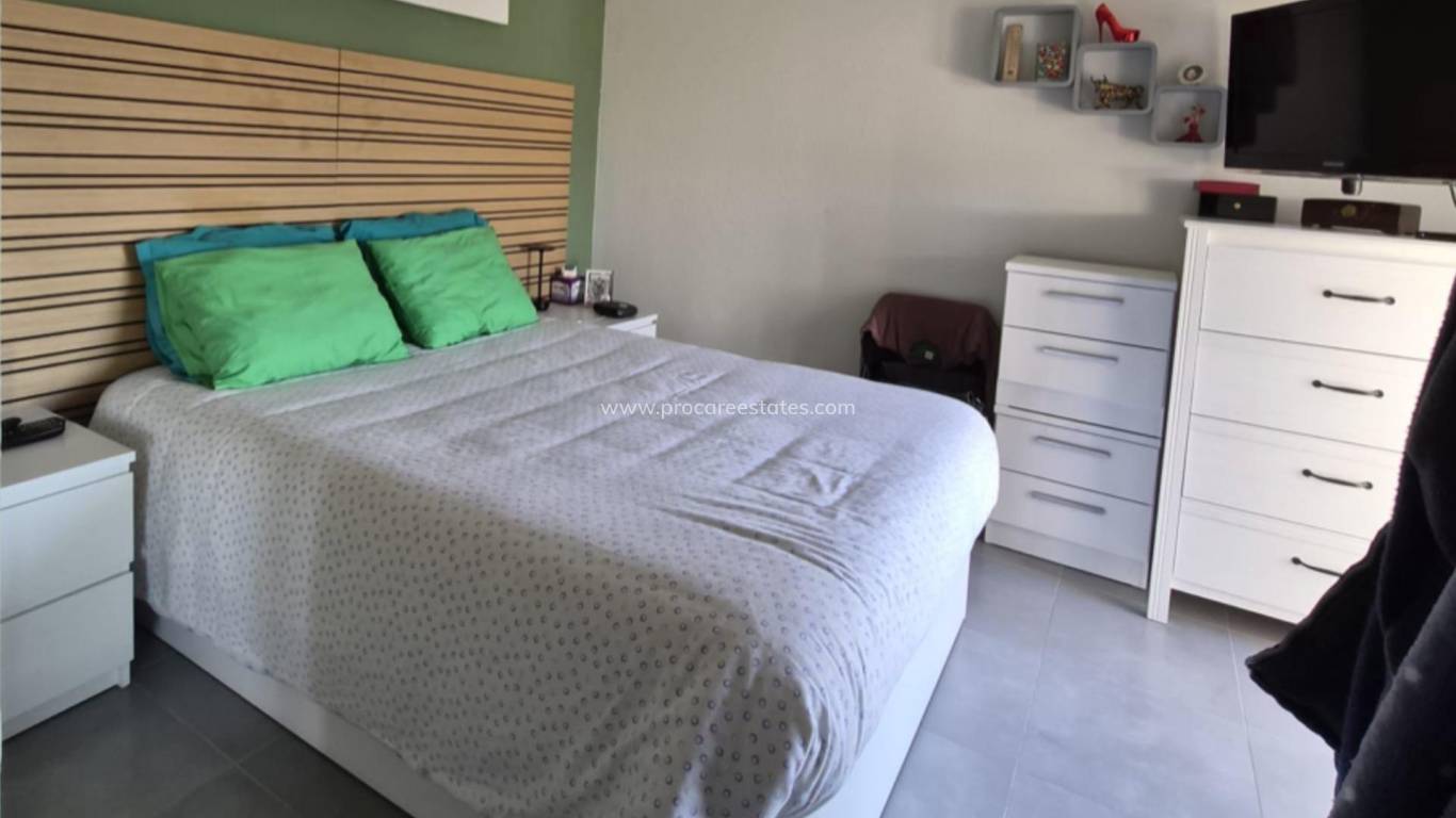 Reventa - Apartamento - Torrevieja - Aguas Nuevas