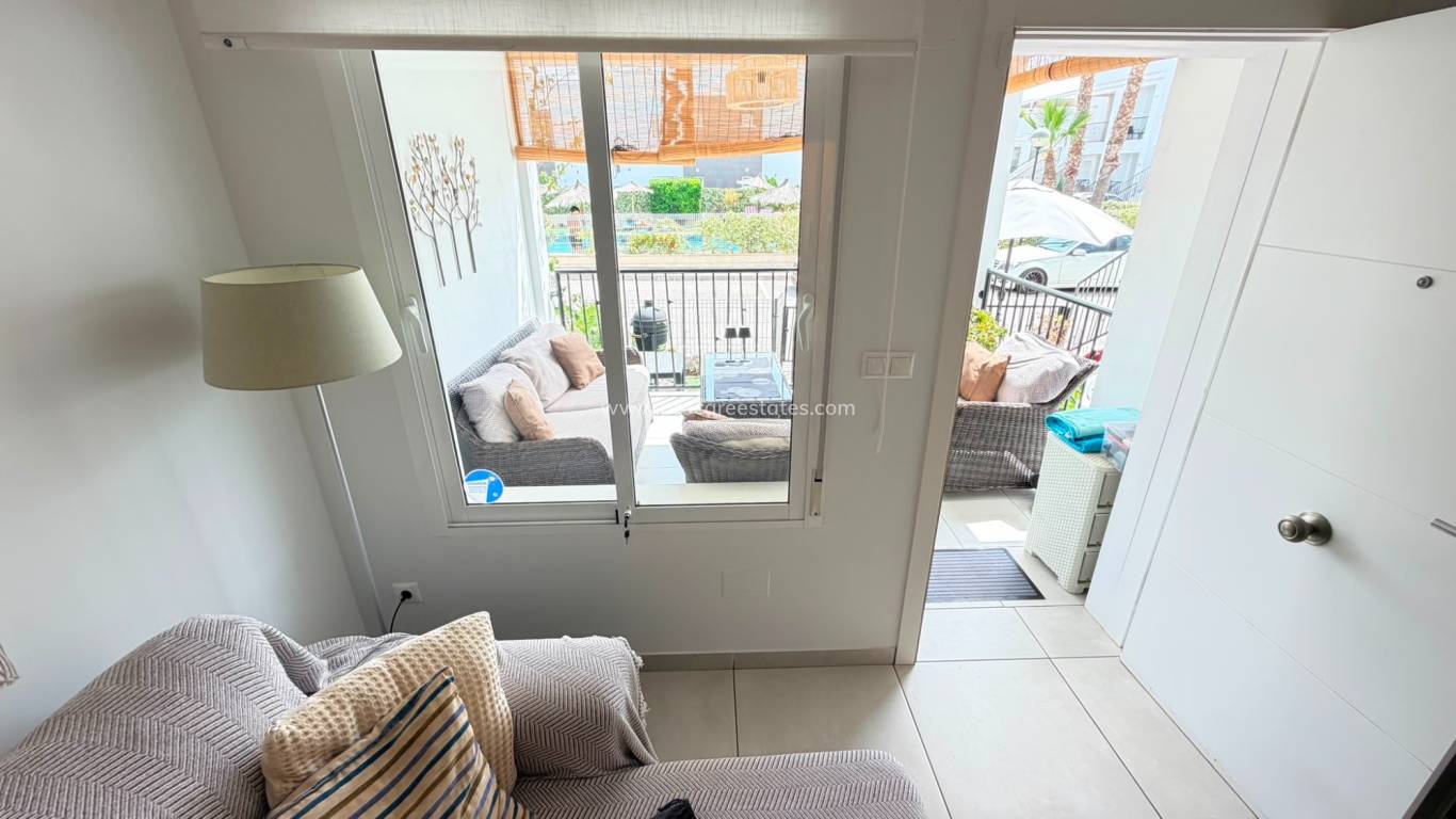 Reventa - Apartamento - Torrevieja - Aguas Nuevas