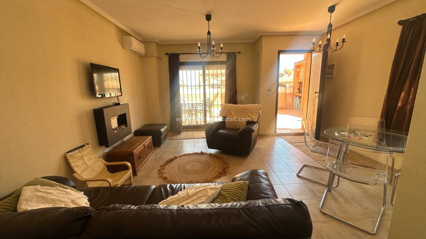 Reventa - Apartamento - Torrevieja - Aguas Nuevas
