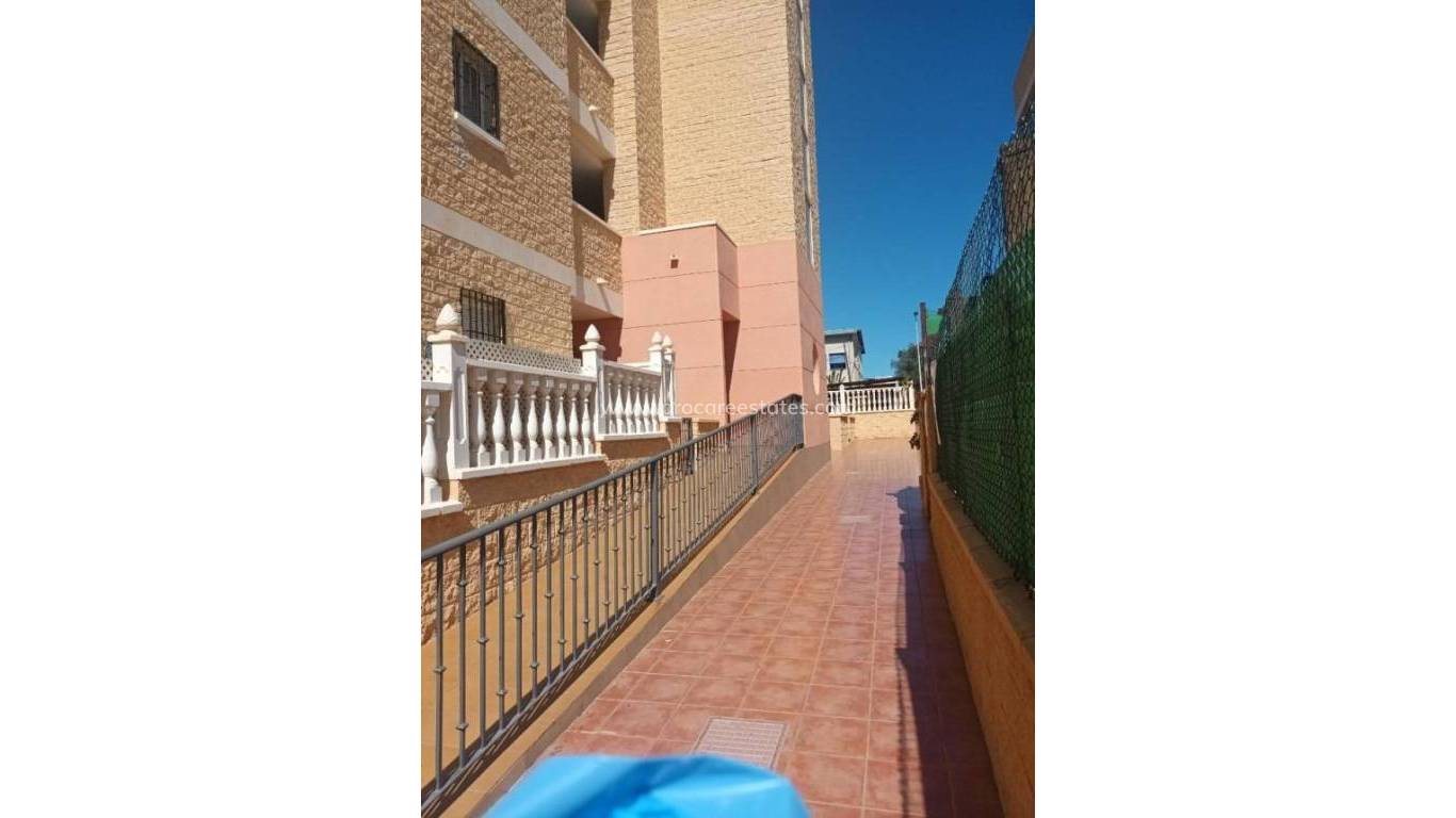 Reventa - Apartamento - Torrevieja - Carrefour Area