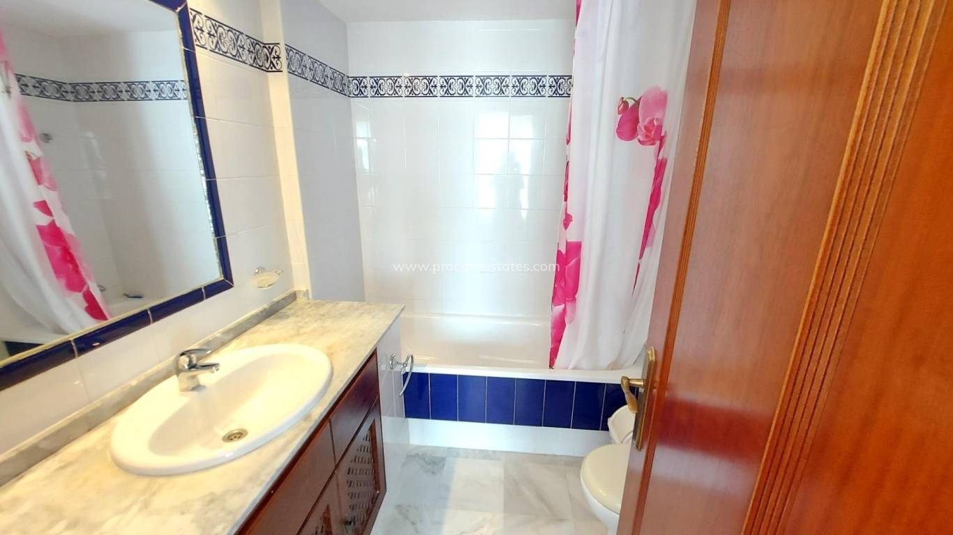 Reventa - Apartamento - Torrevieja - Carrefour Area