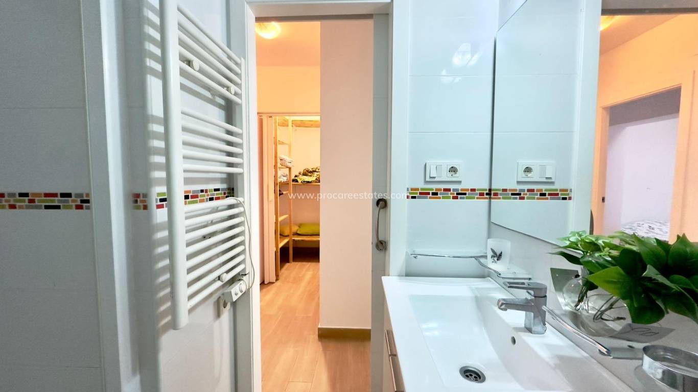Reventa - Apartamento - Torrevieja - Carrefour Area
