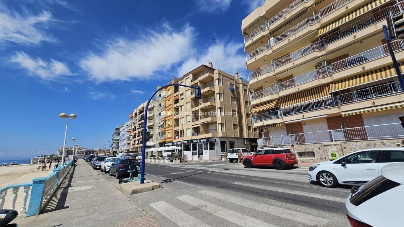 Reventa - Apartamento - Torrevieja - Carrefour Area