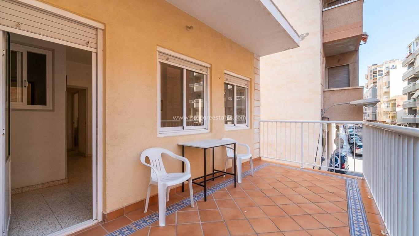 Reventa - Apartamento - Torrevieja - Carrefour Area