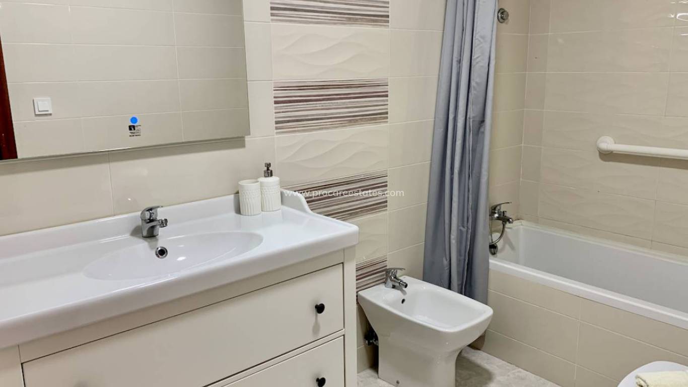 Reventa - Apartamento - Torrevieja - La Mata