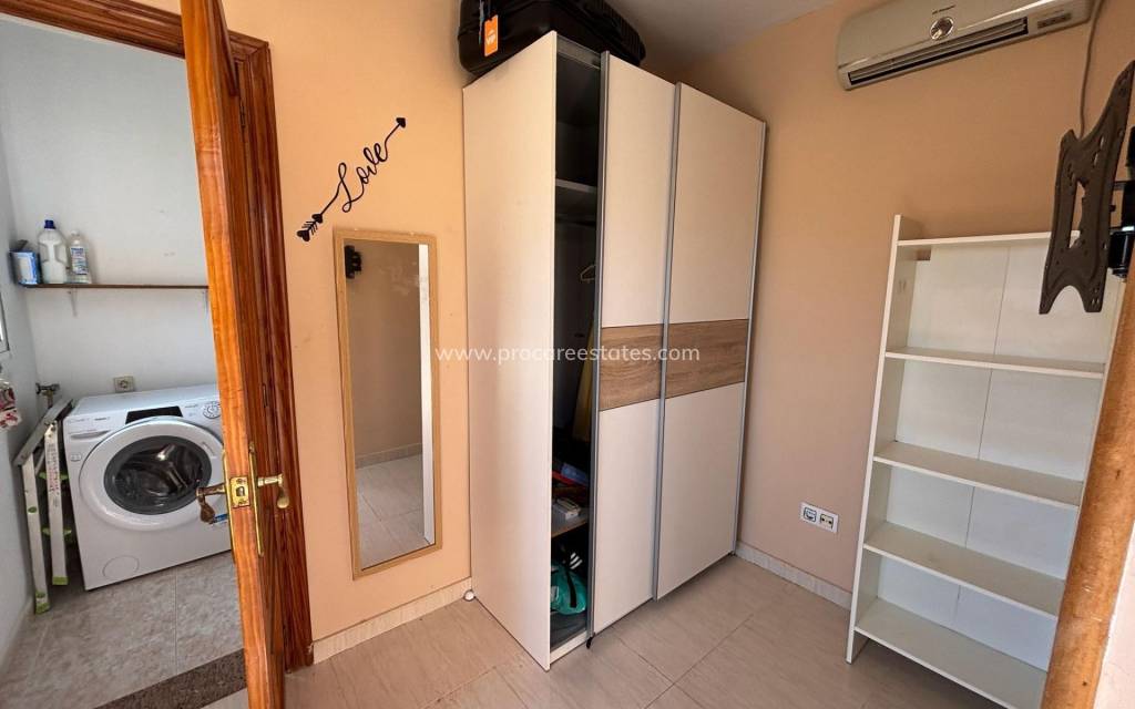 Reventa - Apartamento - Torrevieja - La Siesta - San Luis