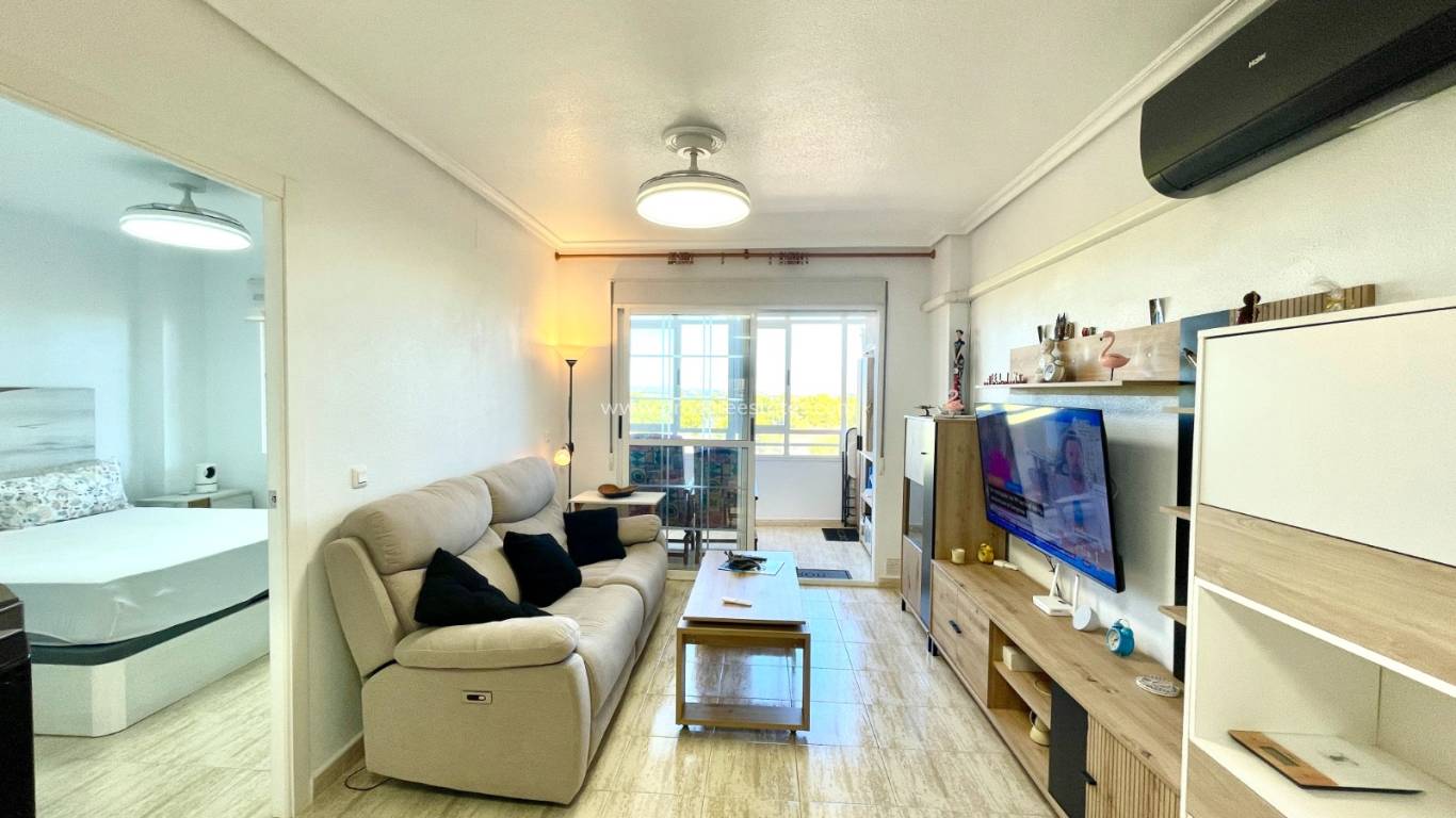 Reventa - Apartamento - Torrevieja - La Siesta - San Luis