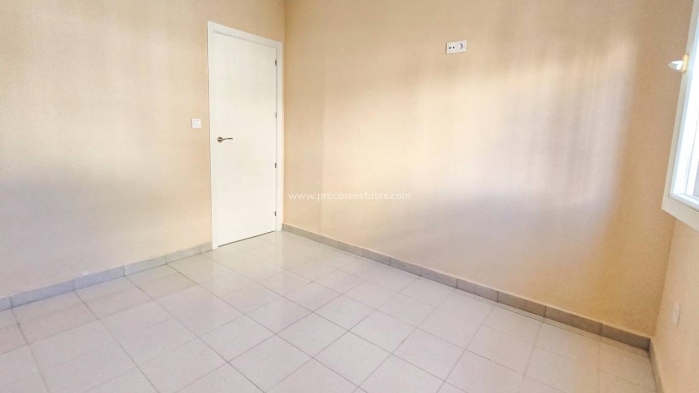 Reventa - Apartamento - Torrevieja - Los Balcones