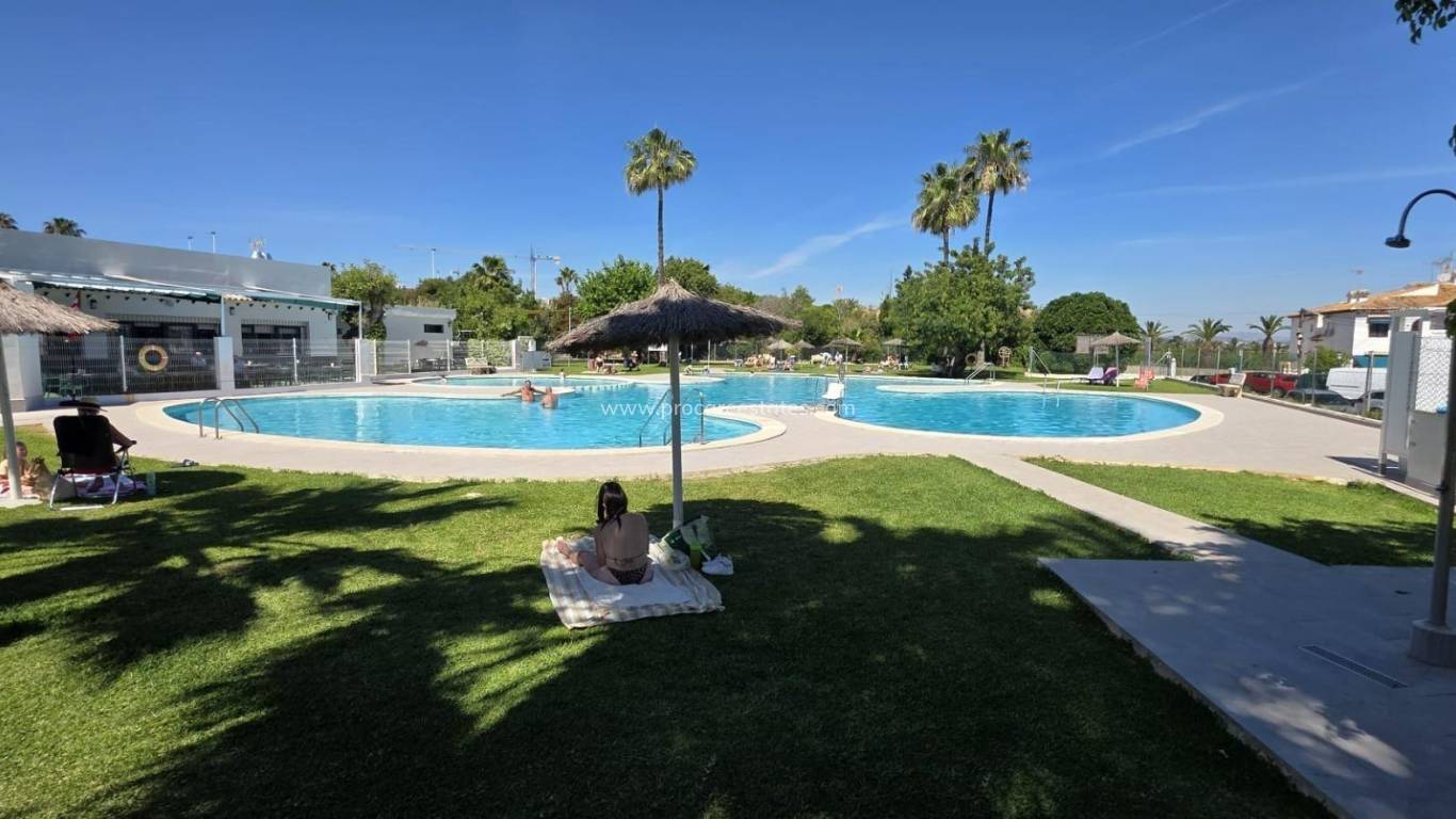Reventa - Apartamento - Torrevieja - Los Balcones