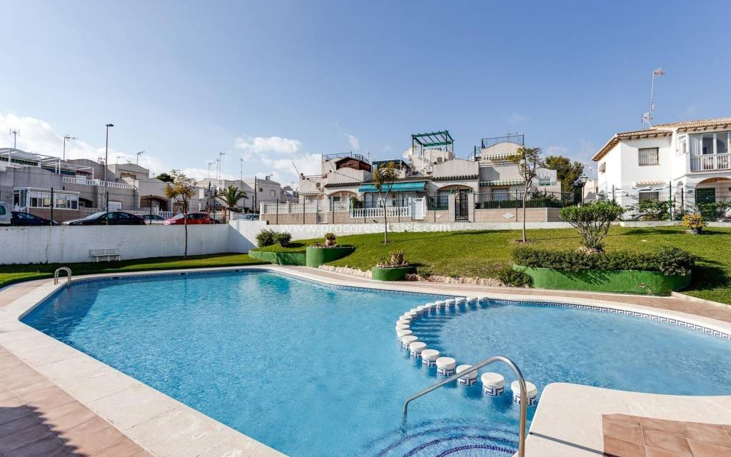 Reventa - Apartamento - Torrevieja - Los Balcones