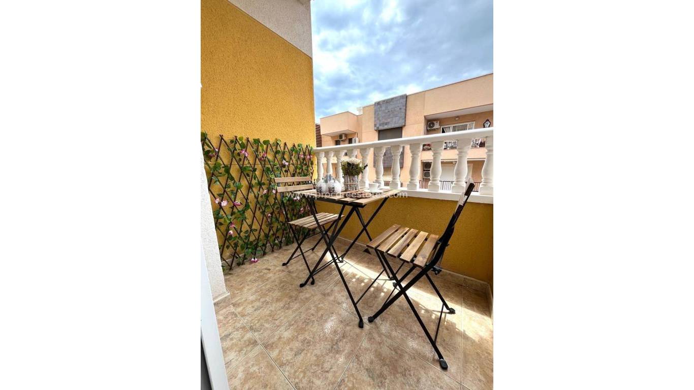 Reventa - Apartamento - Torrevieja - Los Europeos