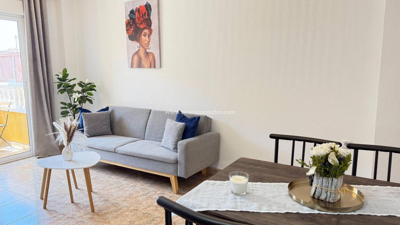 Reventa - Apartamento - Torrevieja - Los Europeos