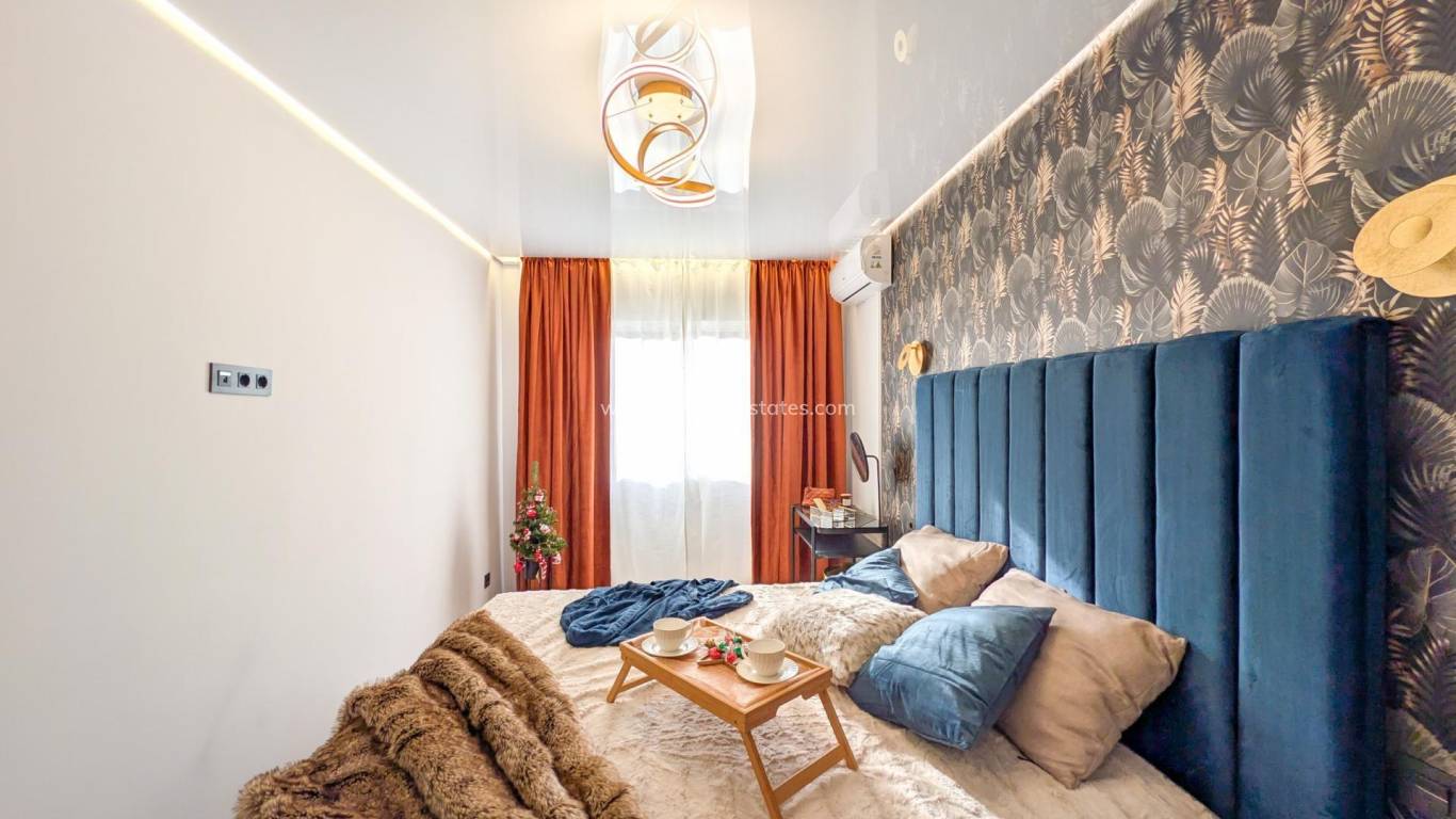 Reventa - Apartamento - Torrevieja - Parque de las Naciones