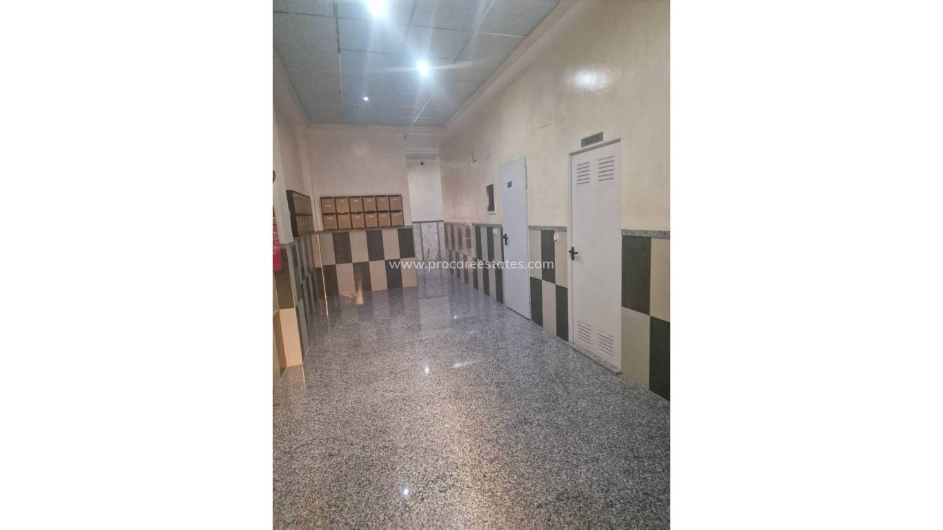 Reventa - Apartamento - Torrevieja - Paseo maritimo