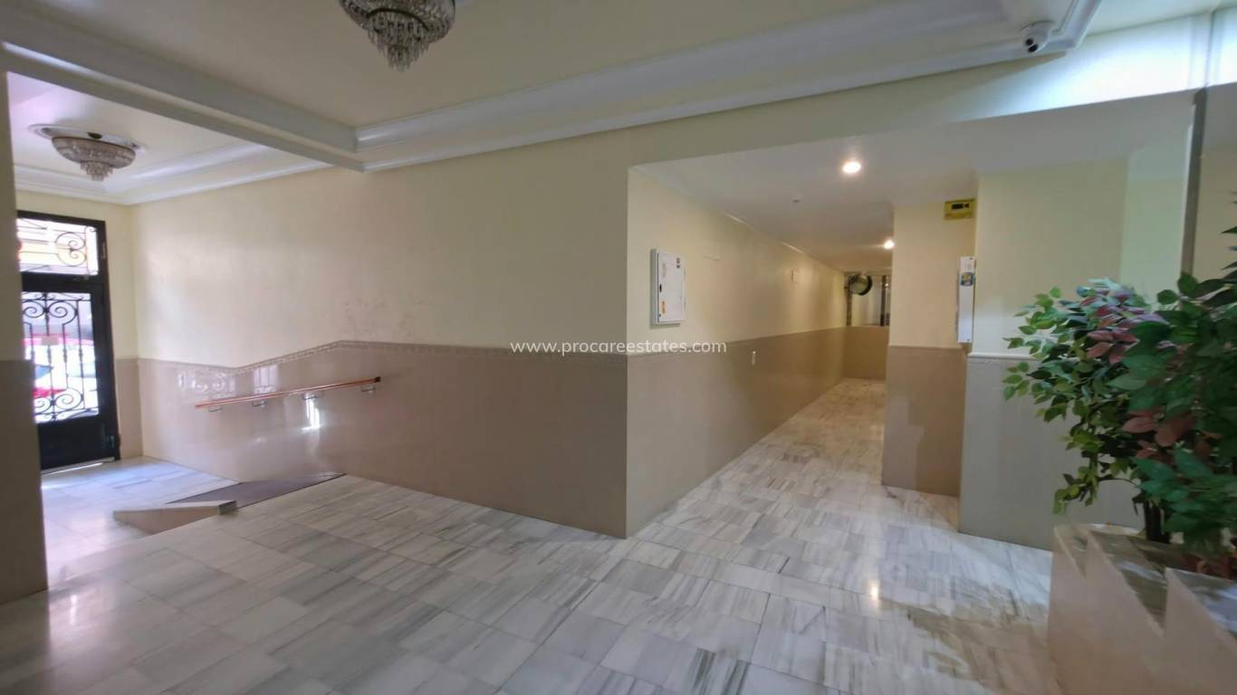 Reventa - Apartamento - Torrevieja - Paseo maritimo