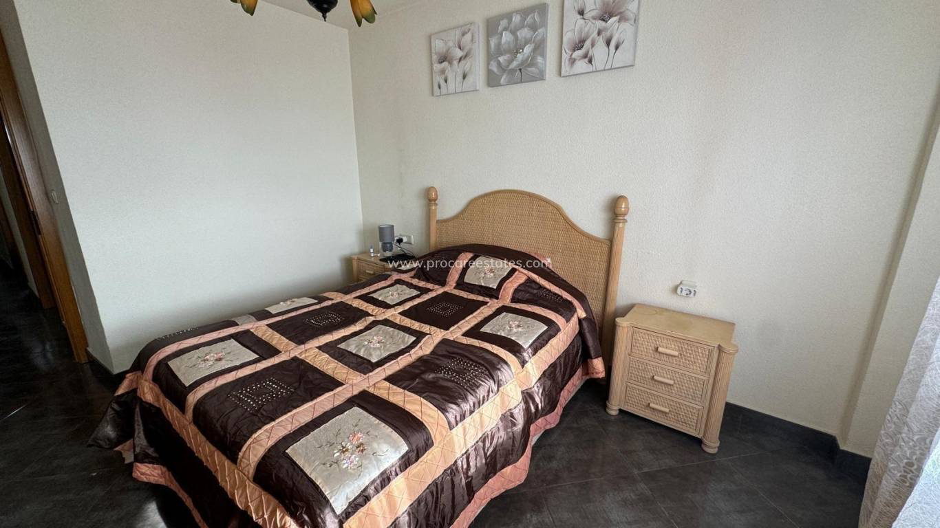 Reventa - Apartamento - Torrevieja - Playa Del Cura