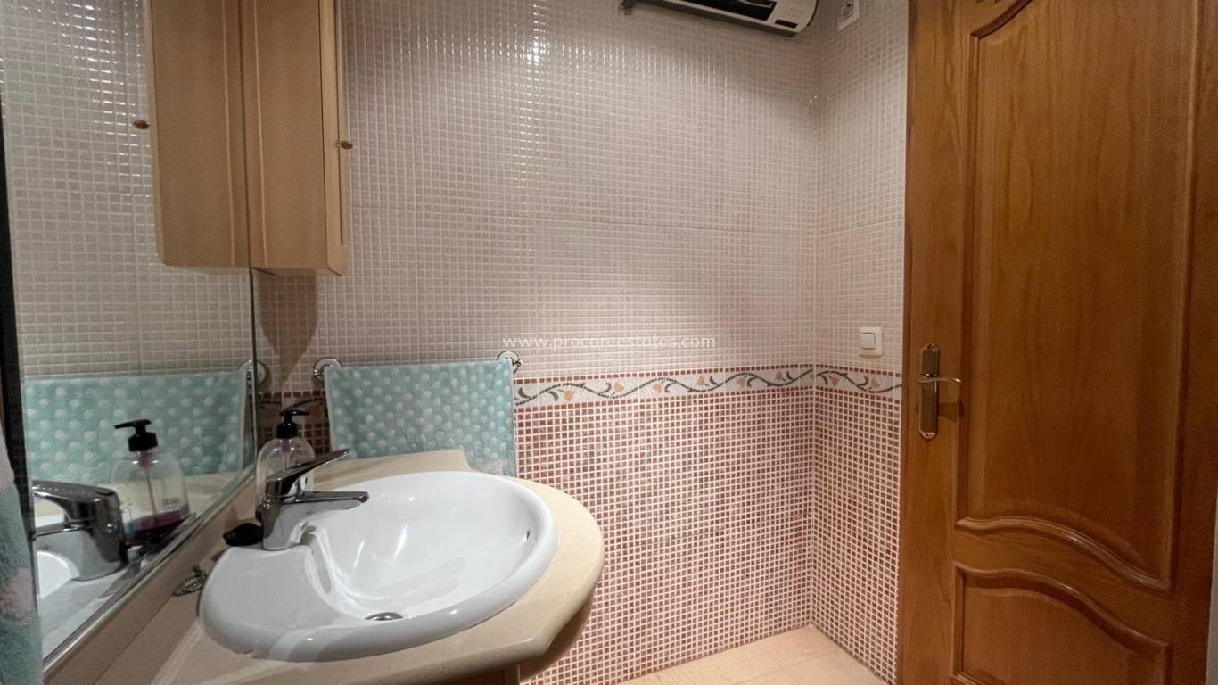 Reventa - Apartamento - Torrevieja - Playa Del Cura