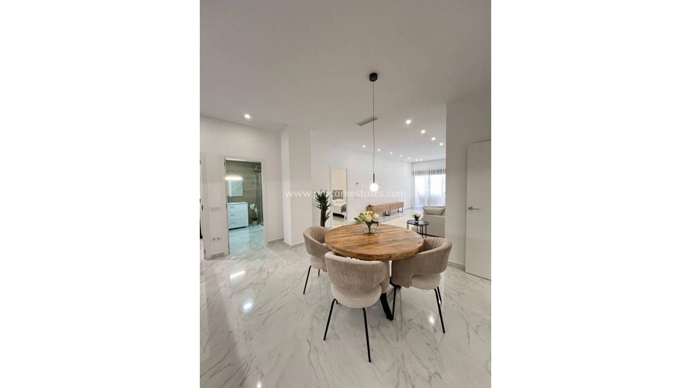 Reventa - Apartamento - Torrevieja - Playa Del Cura