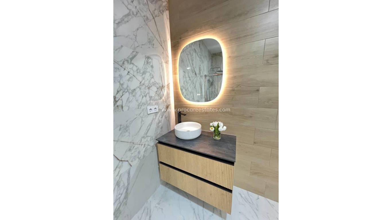 Reventa - Apartamento - Torrevieja - Playa Del Cura