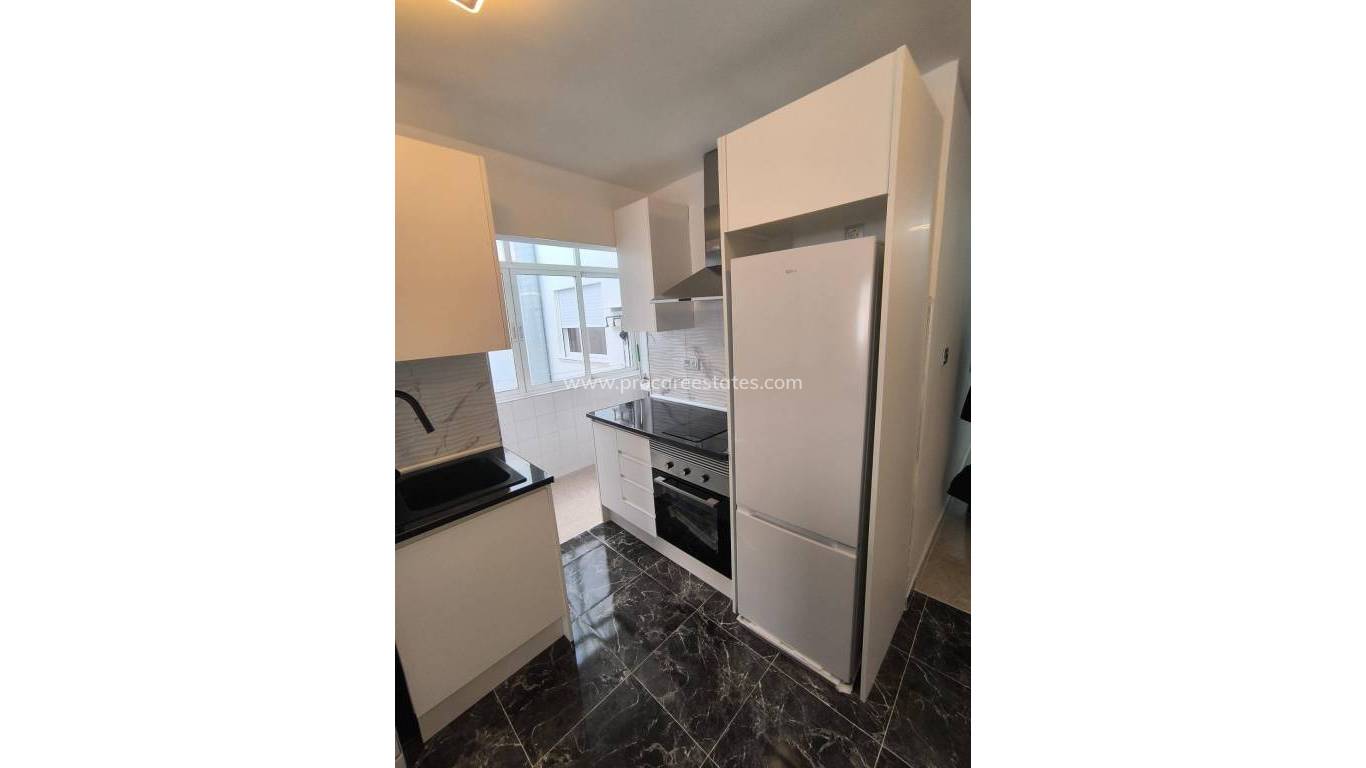 Reventa - Apartamento - Torrevieja - Playa Del Cura