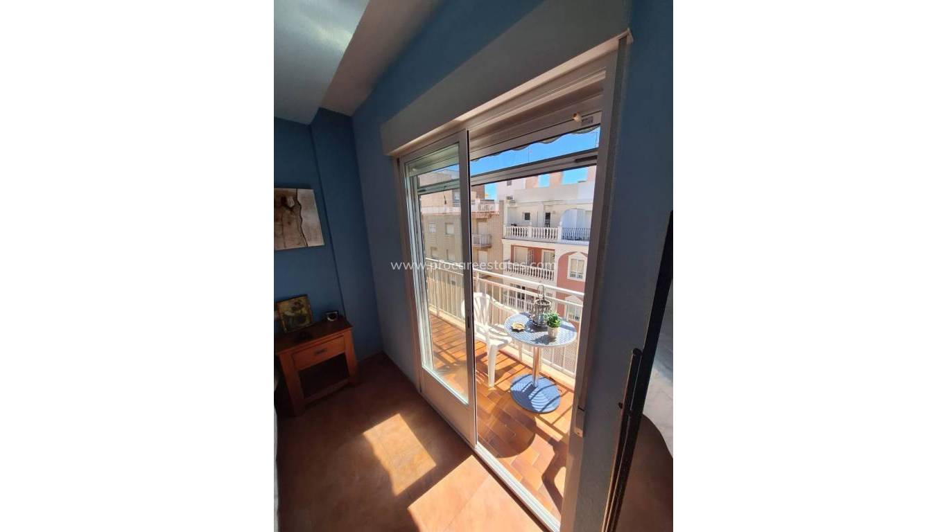 Reventa - Apartamento - Torrevieja - Playa Del Cura