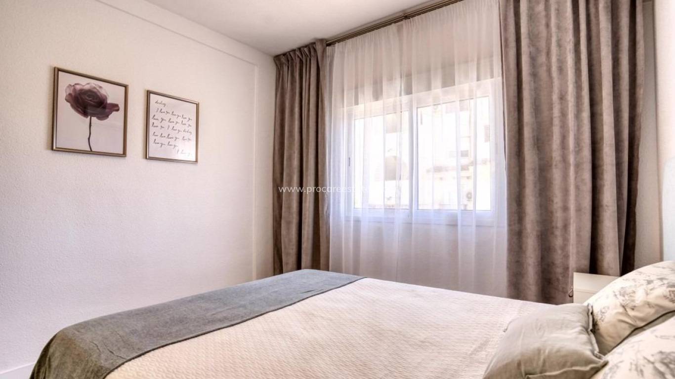 Reventa - Apartamento - Torrevieja - Playa Del Cura