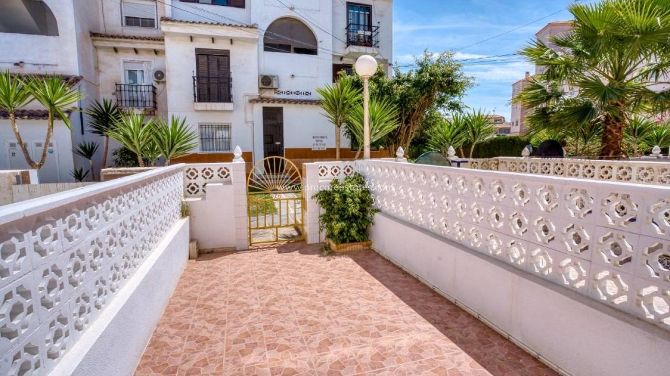 Reventa - Apartamento - Torrevieja - Playa Del Cura