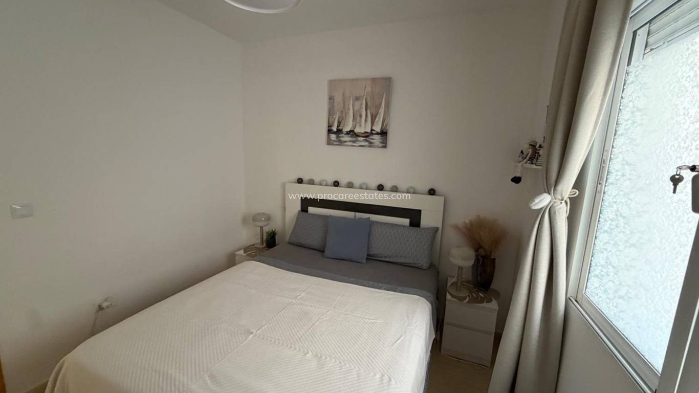 Reventa - Apartamento - Torrevieja - Playa Del Cura