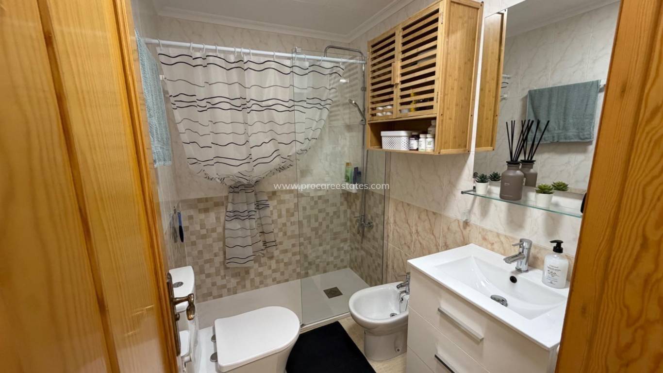Reventa - Apartamento - Torrevieja - Playa Del Cura
