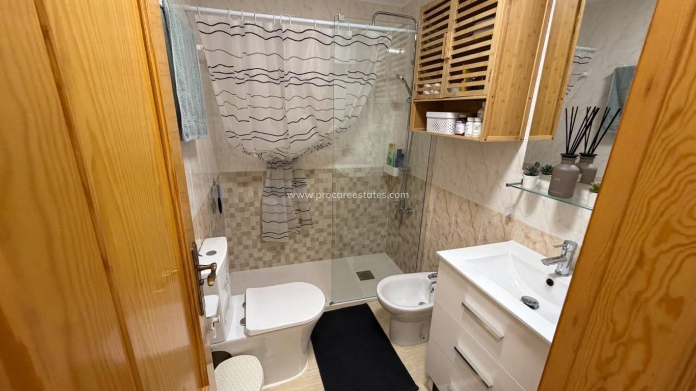 Reventa - Apartamento - Torrevieja - Playa Del Cura