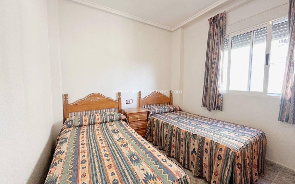 Reventa - Apartamento - Torrevieja - Playa Del Cura
