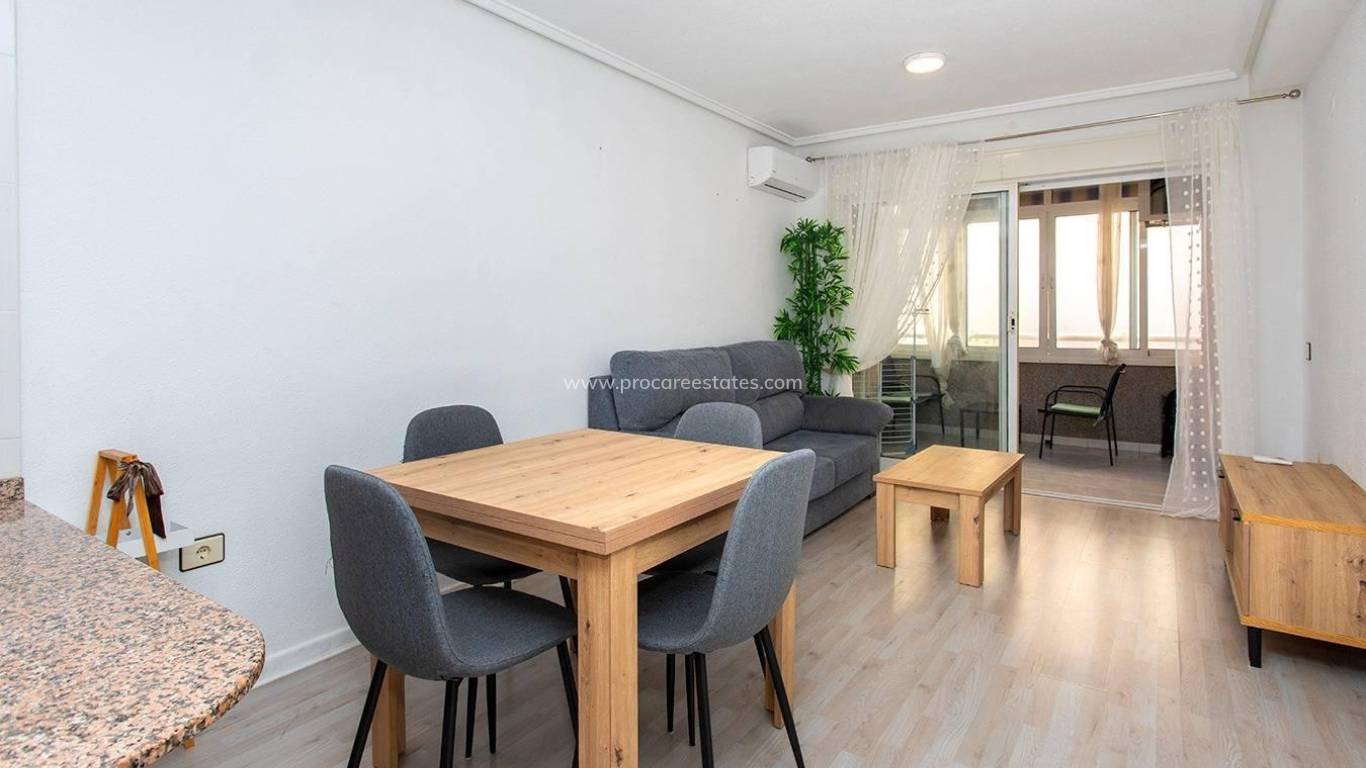 Reventa - Apartamento - Torrevieja - Playa Del Cura