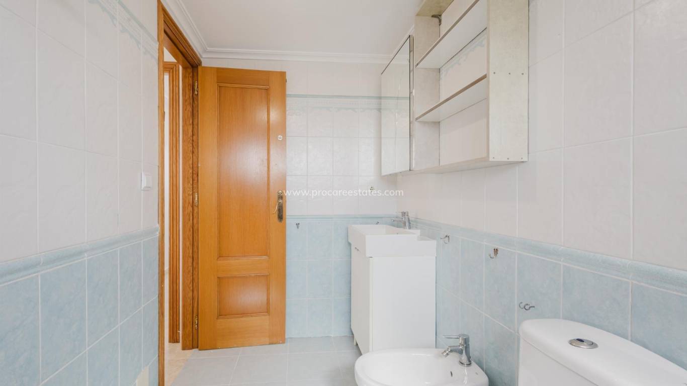 Reventa - Apartamento - Torrevieja - Playa Los Locos