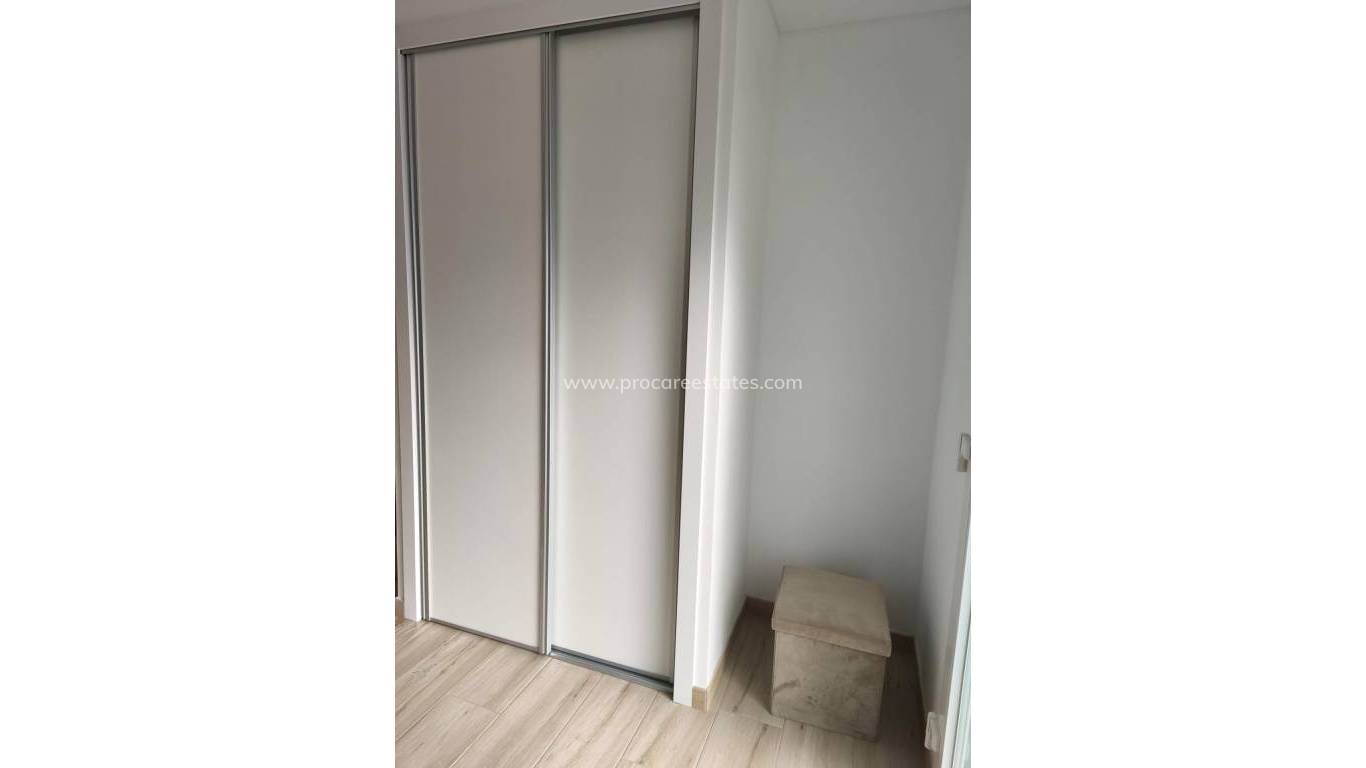 Reventa - Apartamento - Torrevieja - Playa Los Locos