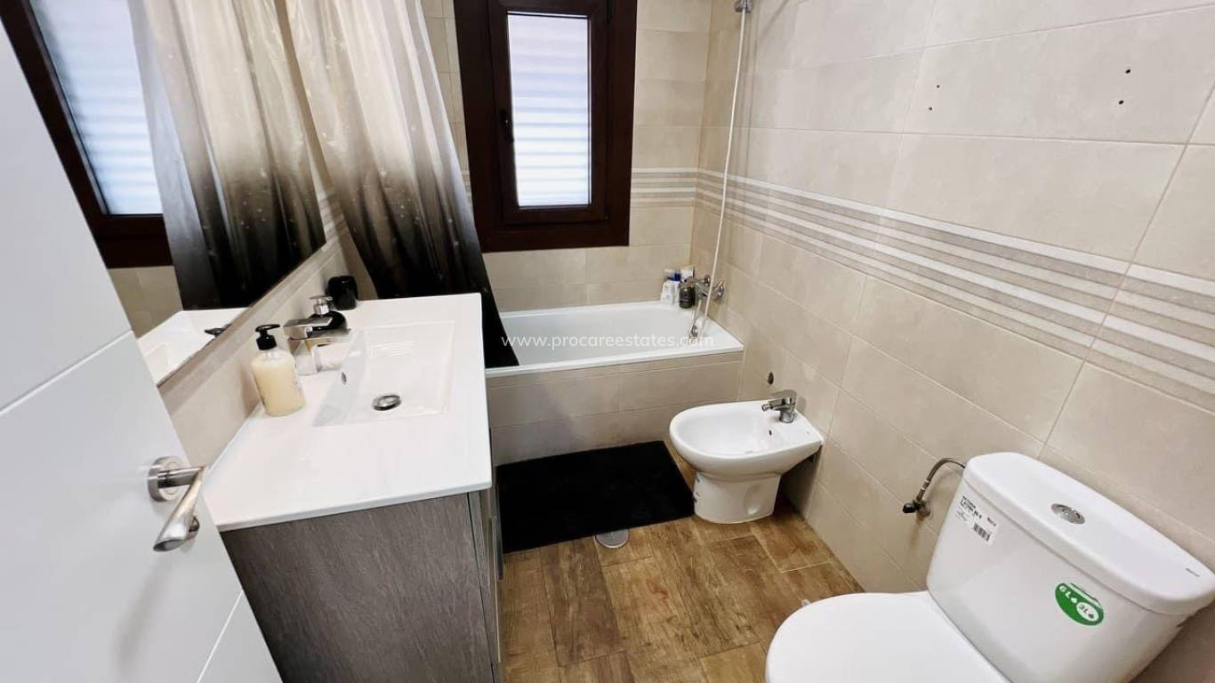 Reventa - Apartamento - Torrevieja - Playa Los Locos