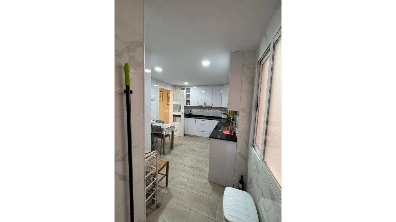 Reventa - Apartamento - Torrevieja - Playa Los Locos