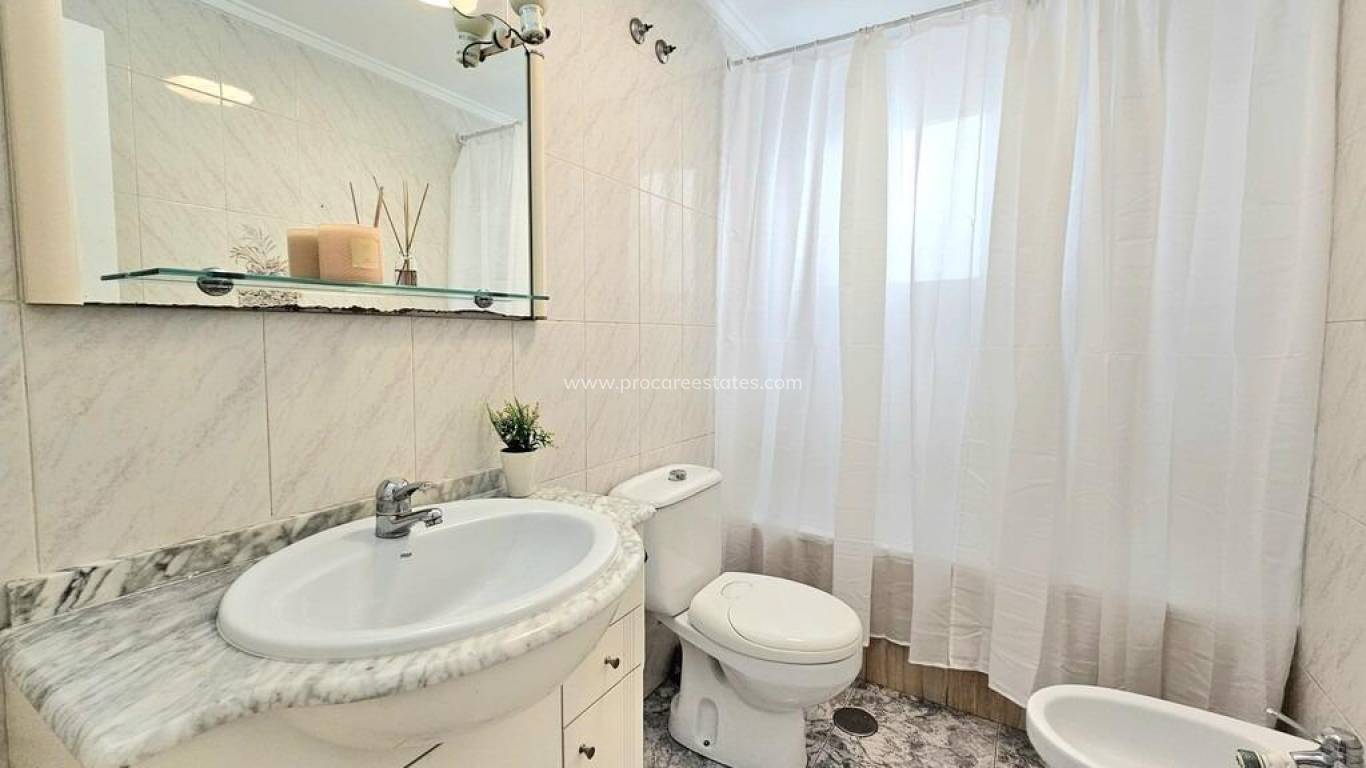 Reventa - Apartamento - Torrevieja - Playa Los Locos