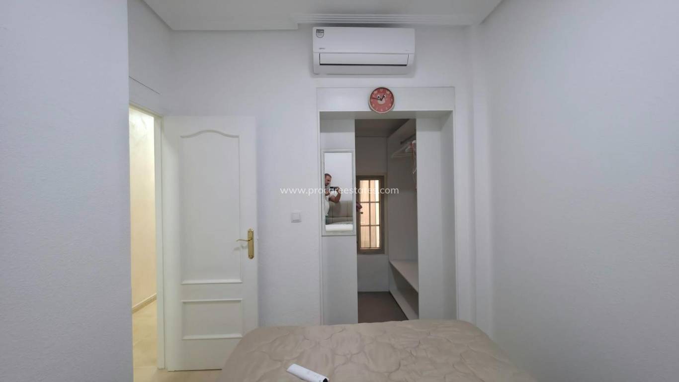 Reventa - Apartamento - Torrevieja - Playa Los Locos