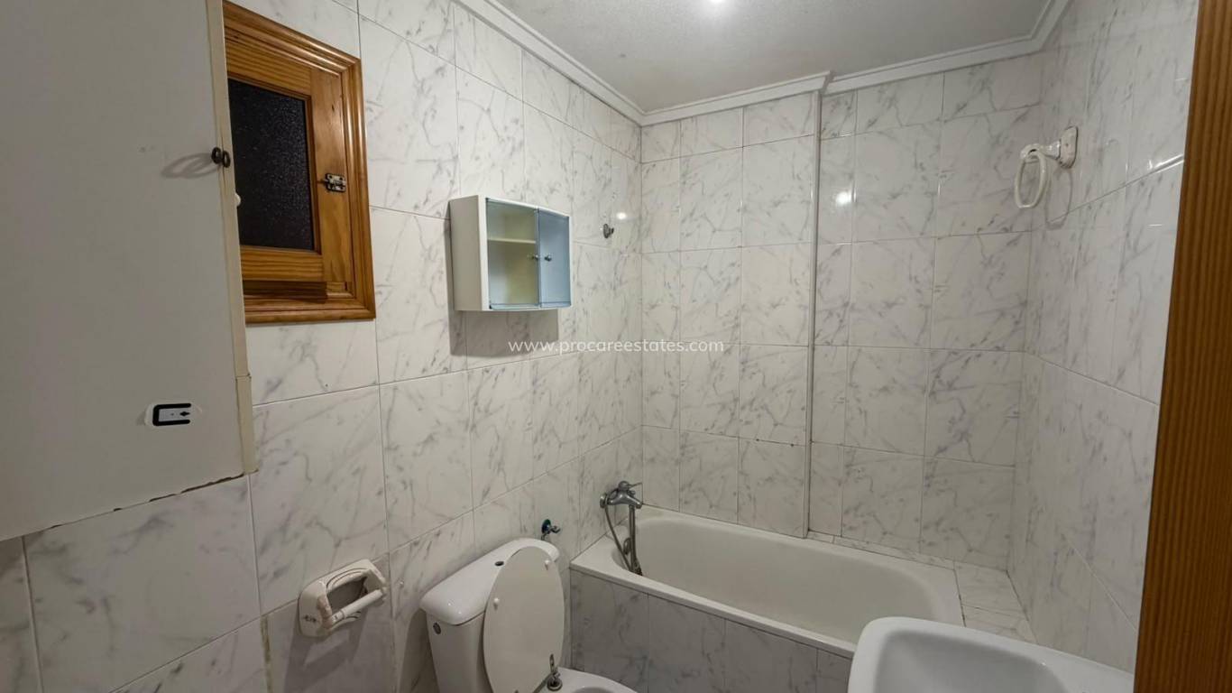 Reventa - Apartamento - Torrevieja - Playa Los Locos