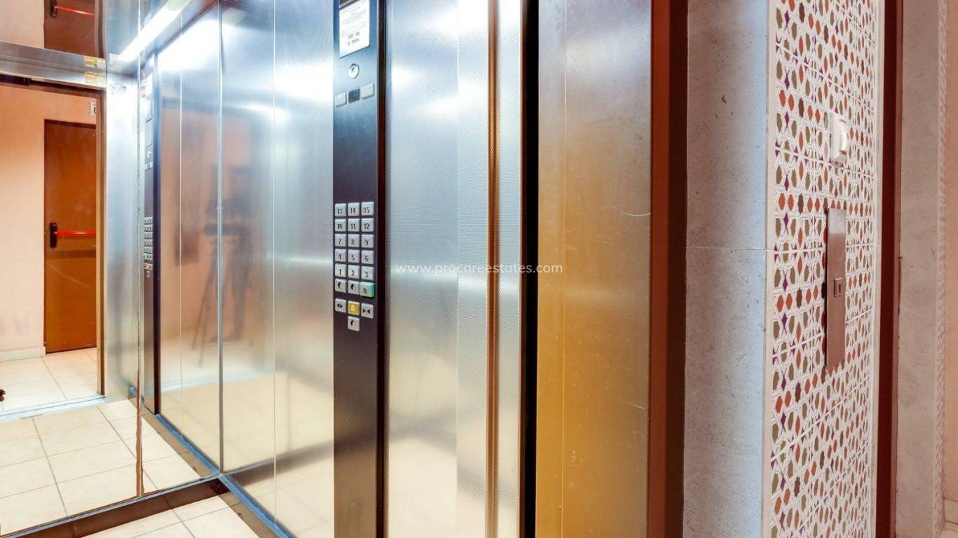 Reventa - Apartamento - Torrevieja - Torrejón