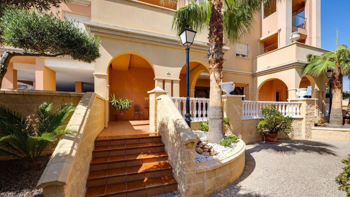 Reventa - Apartamento - Torrevieja - Torrejón