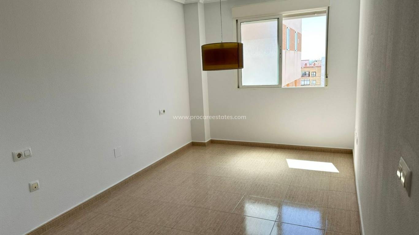 Reventa - Apartamento - Torrevieja - Torrevieja Center