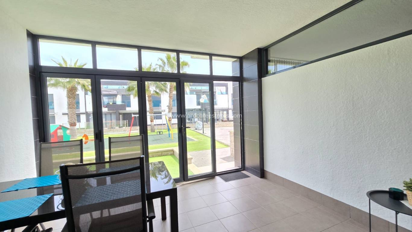 Reventa - Apartment / Flat * - Orihuela Costa * - Punta Prima *