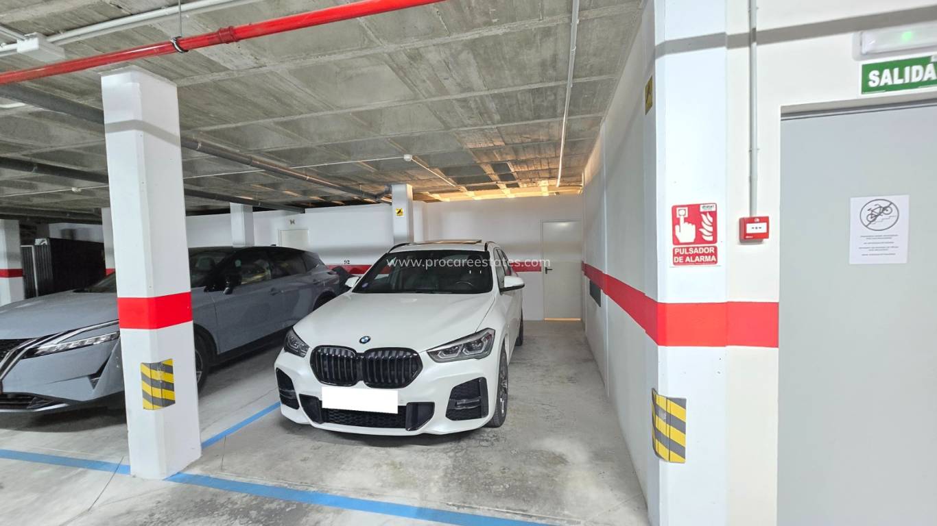 Reventa - Apartment / Flat * - Orihuela Costa - Villamartín *